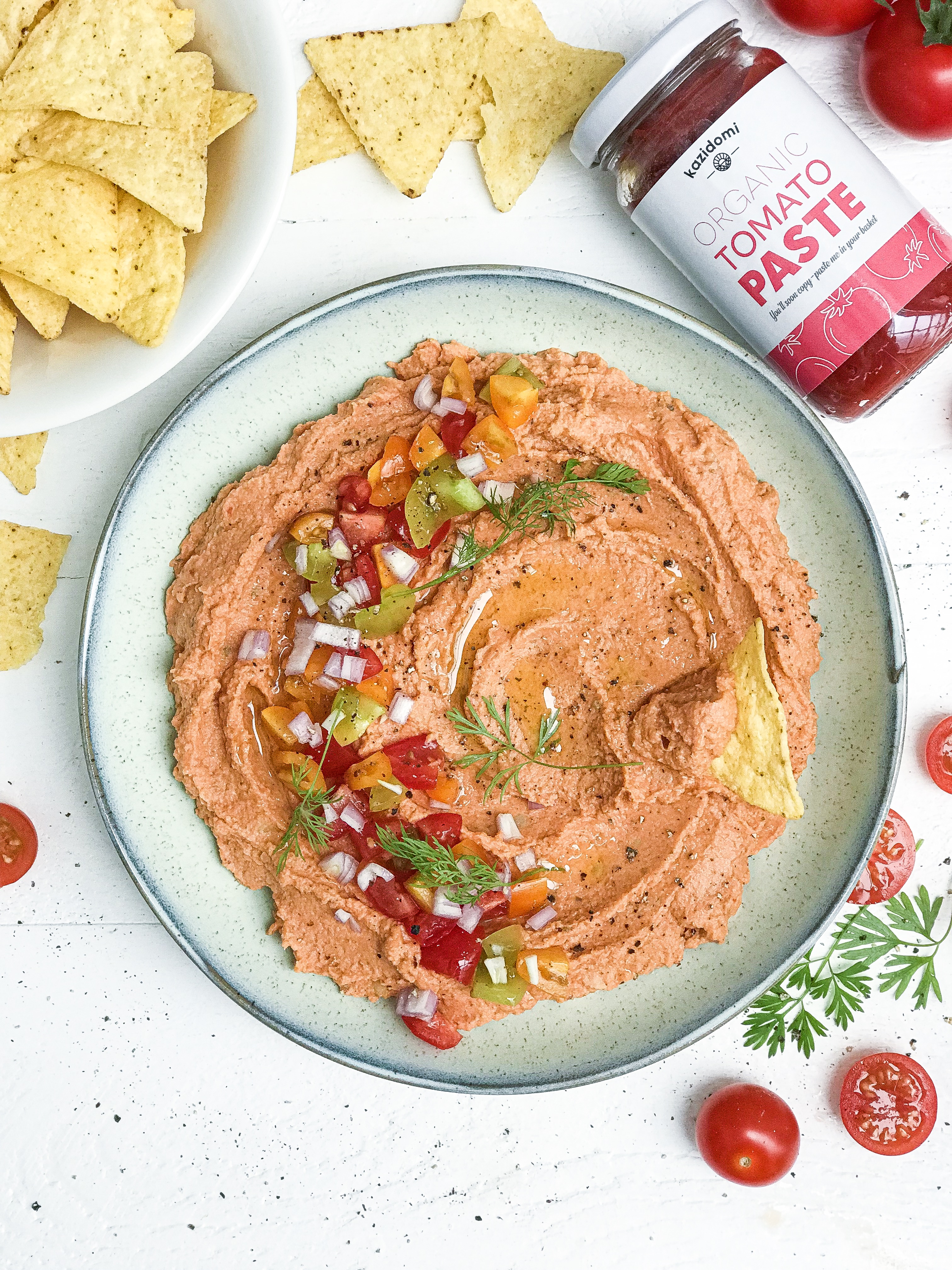 Pittige tomaten hummus